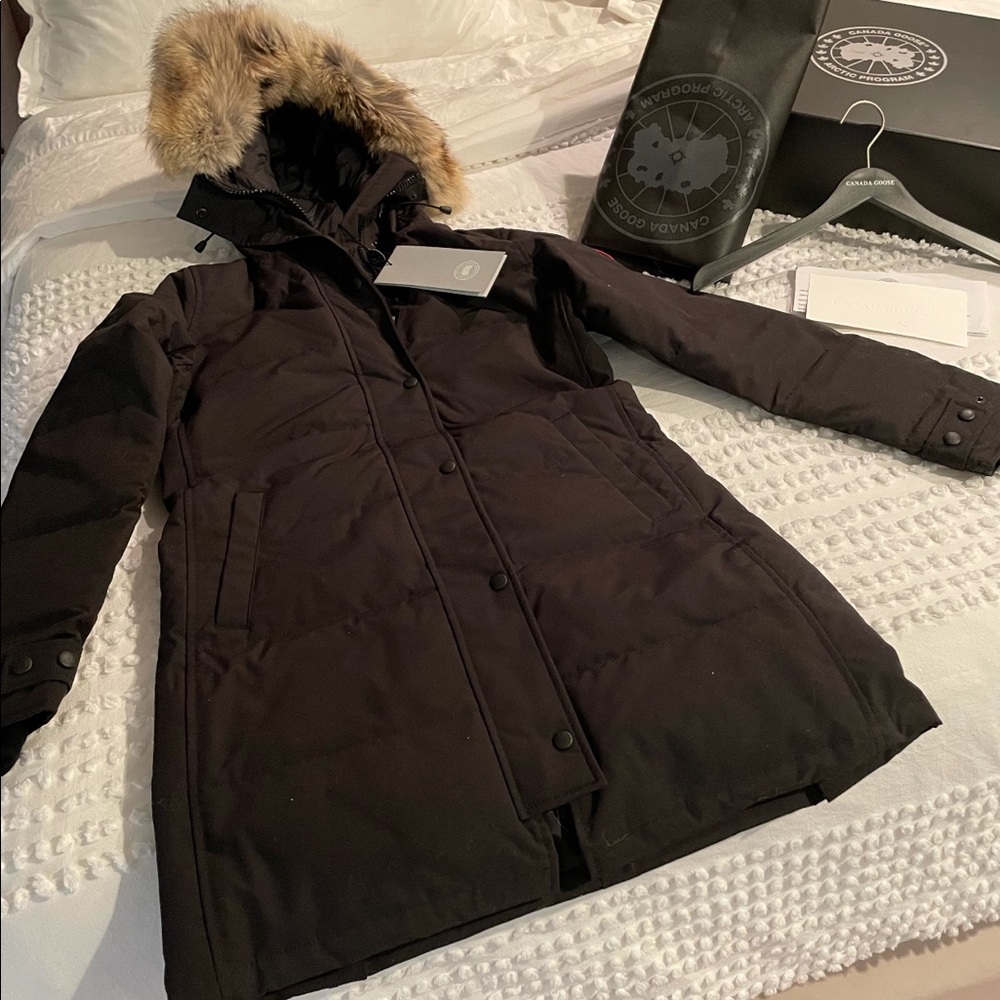 Canada Goose shelburne parka.